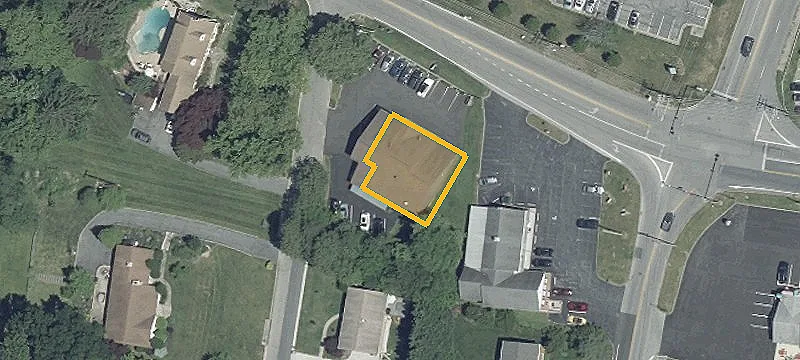 9105 Frederick Rd