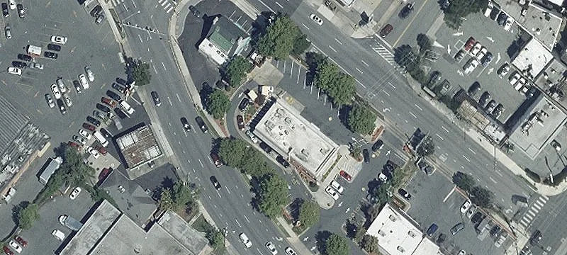 106 University W Blvd