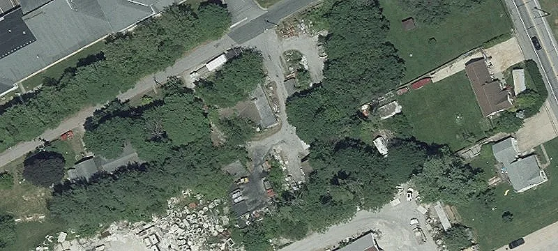 311 Freeland Rd