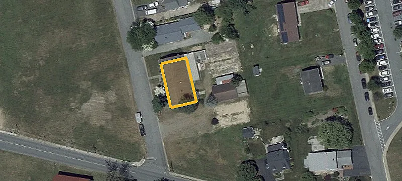408 Carolyn Ave