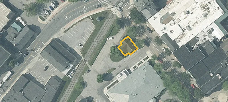 6 Main St