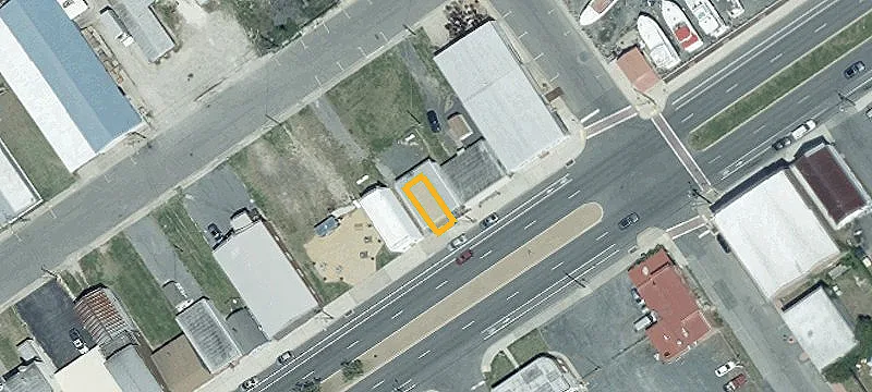 914 Main St