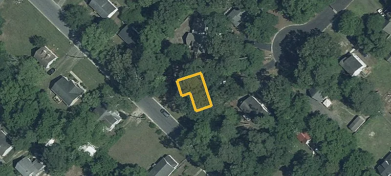 208 Walden Dr
