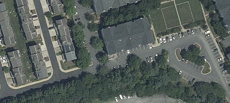 13800 Farnsworth Lngar5