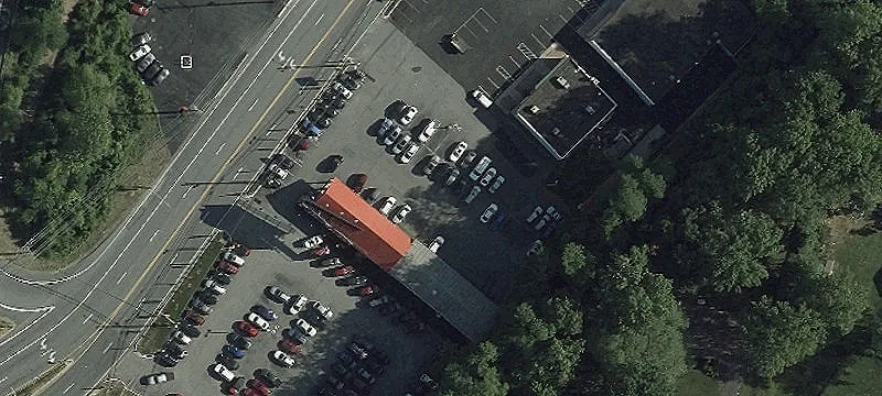 1329 Baltimore Pikea