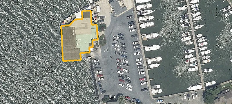 104 Pier St