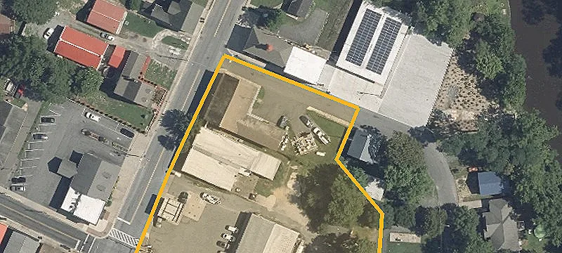114 Main St