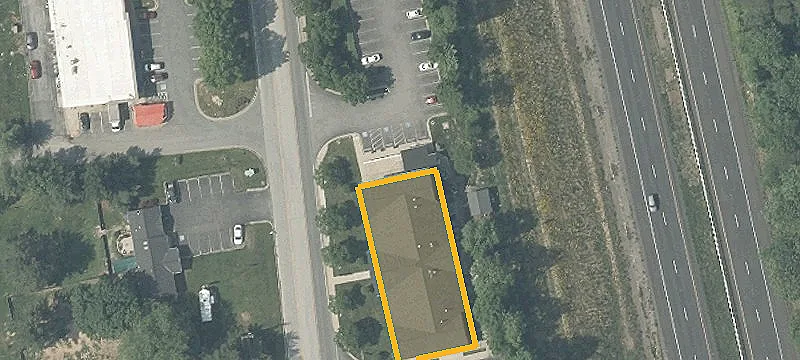 3881 10th Oaks Rd