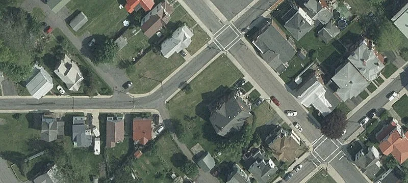 12 College Ave