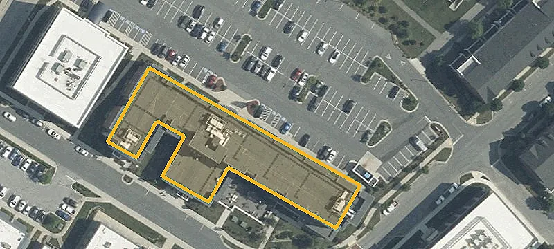 11800 Market Pl