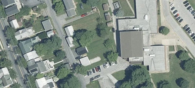 3223 Main St