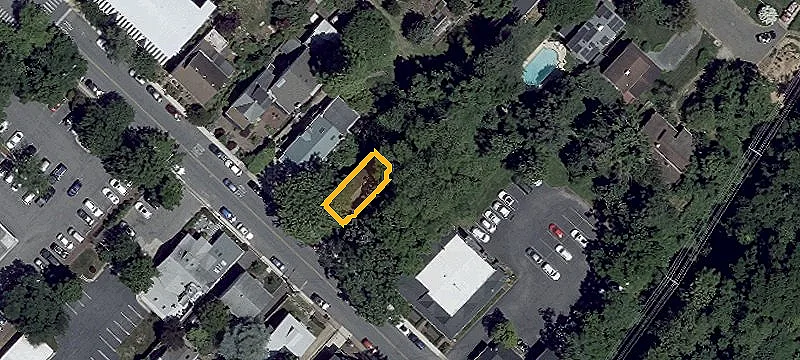 10 Annapolis St