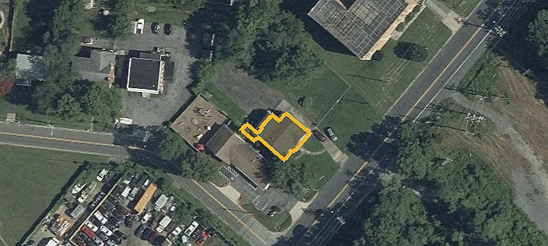 7205 Livingston Rd