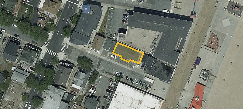4 Caroline St