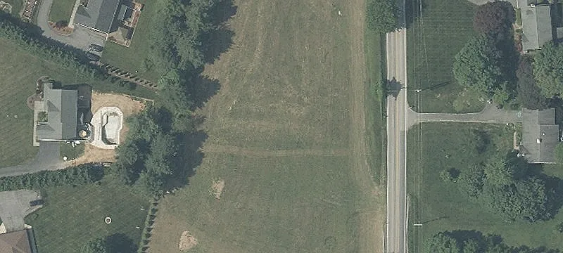 10 Oaks Rd