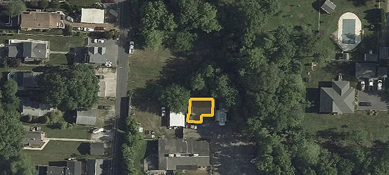 1621 Holly Tree Rd