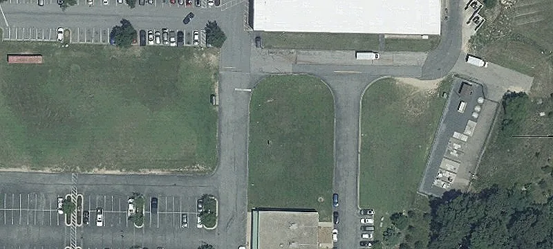 30332 Triangle Dr