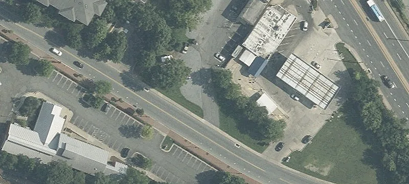 Diamond Ave