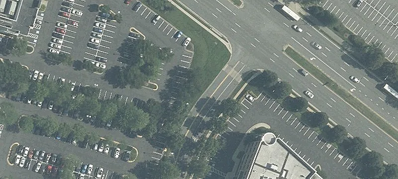 Woodhill Rd