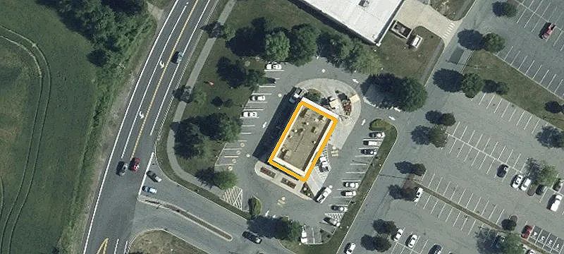 2490 Centreville Rd