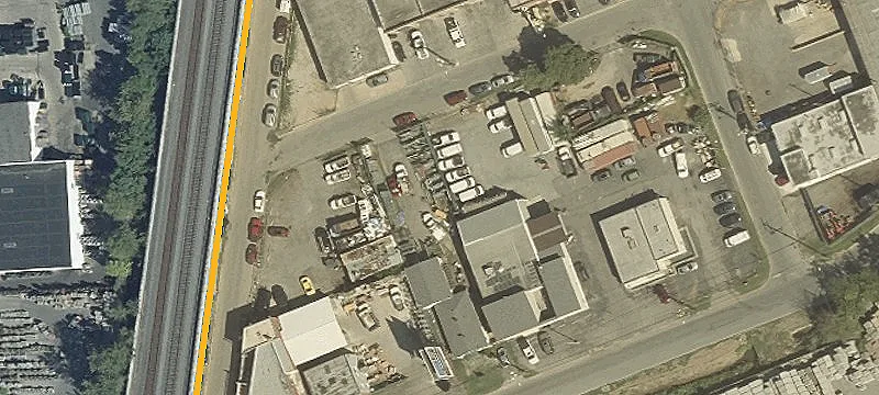 Varnum St