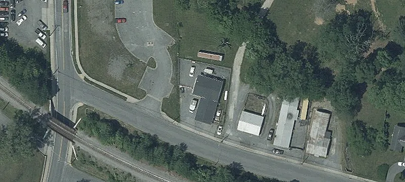 9 Woodside Ave