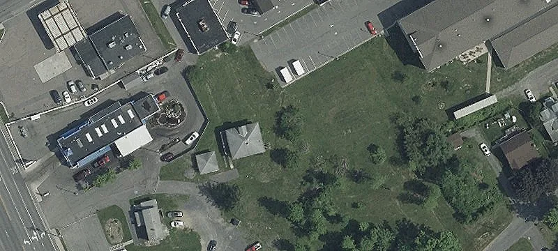 Wesley Ave