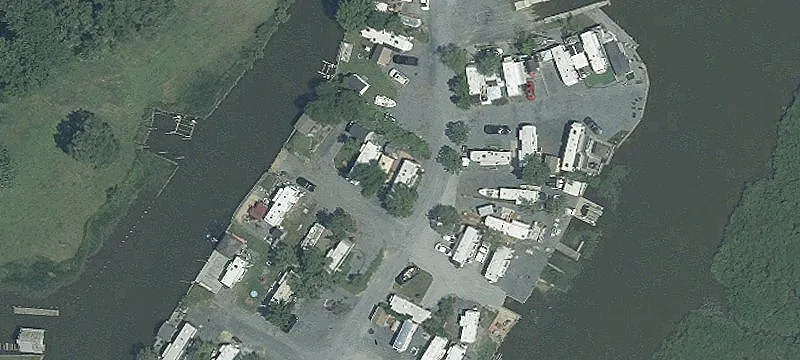 72 Shirley Blvd