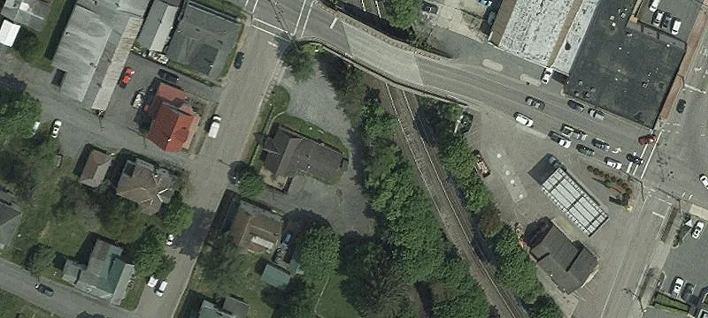 2nd St