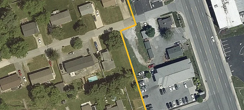 Lincoln St