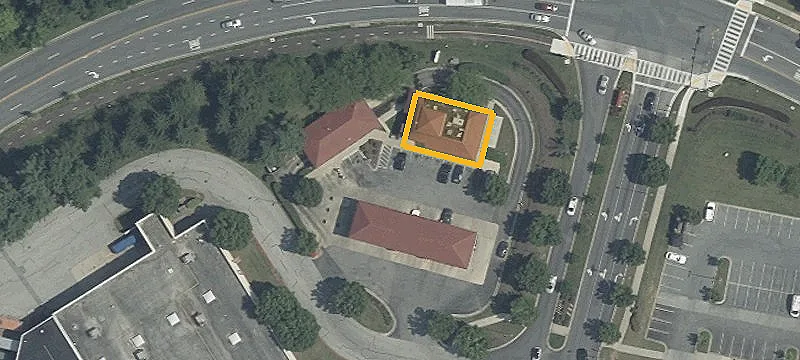 6251 Columbia Xing Cir