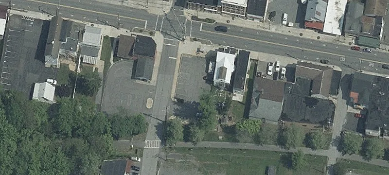 Main St