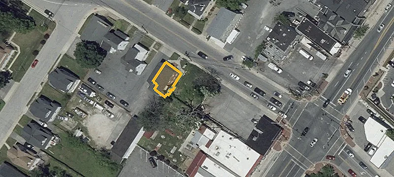 Taylor Ave
