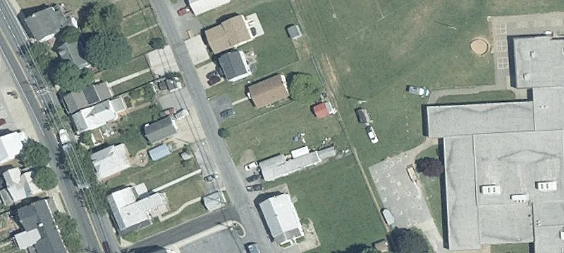 Main St
