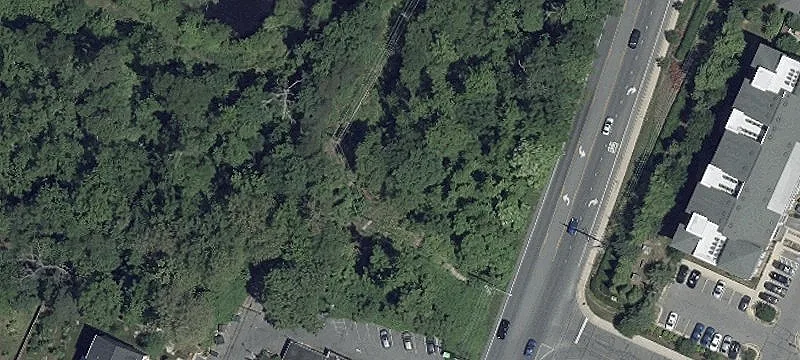 Mt Vernon Ave