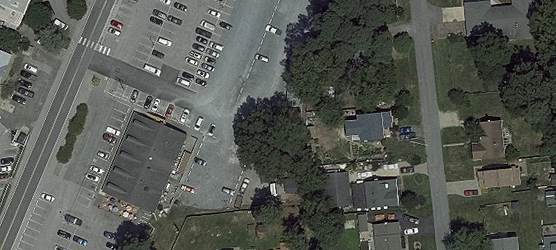 Charleston Ave