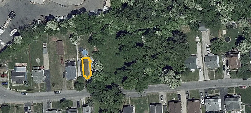 Arbutus Ave