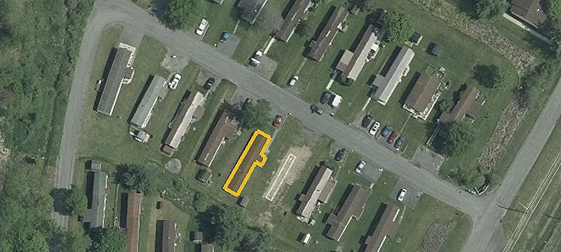Maple Dr At Maple Ter