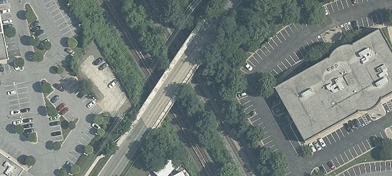 Parklawn Dr