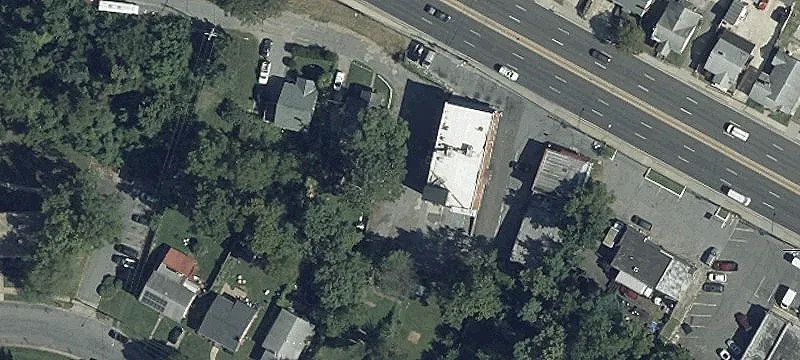 Quincy St