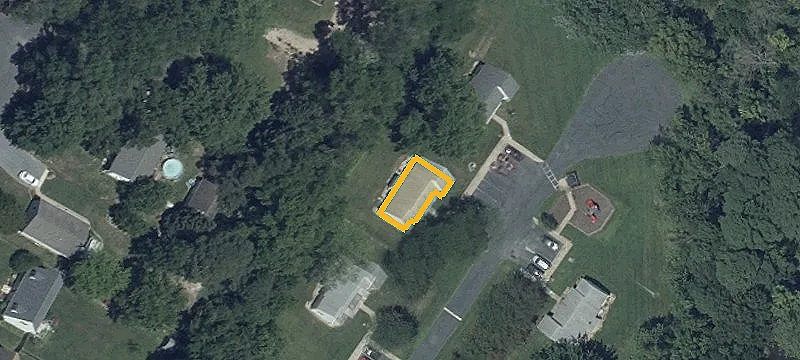 111 Miles Ln