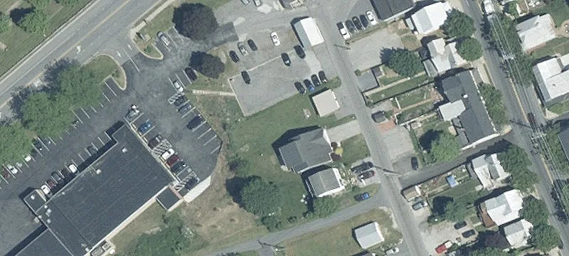 3268 Main St