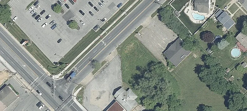 Chartley Dr