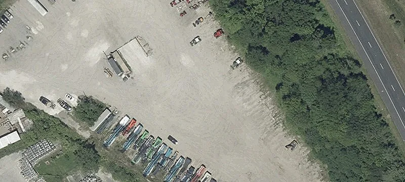 8100 Lynhurst Rd