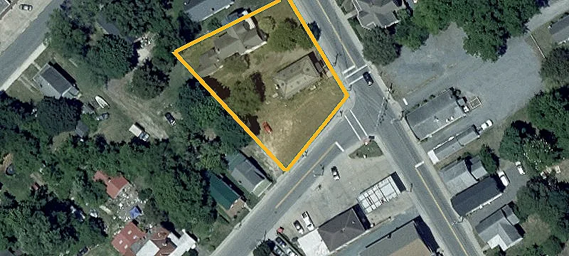 100 Maple Ave