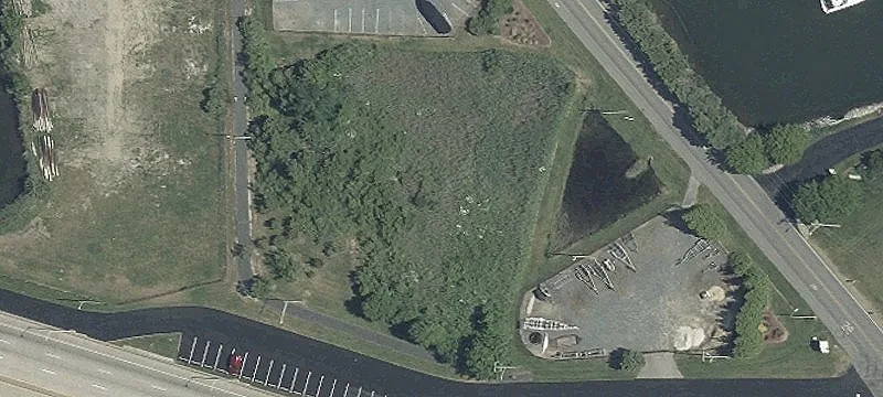 Narrows Rd