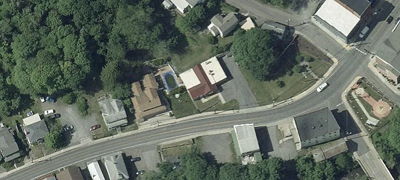 Main St