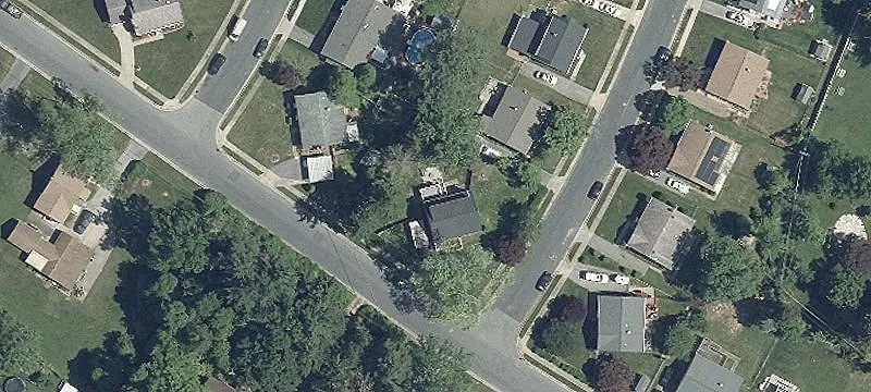 Davis Ave