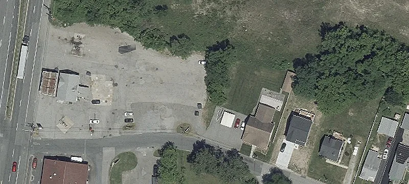 Snyder Ave