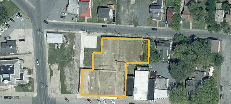 319 Main St
